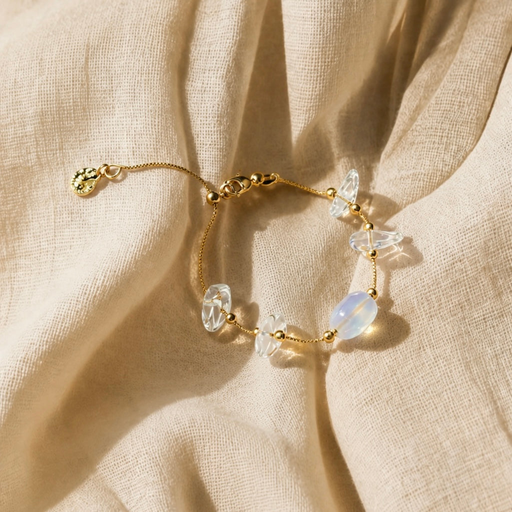 Seren · Begin · Moonstone Bracelet | Peace Piece